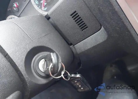 2010 Ford Escape Xlt from USA, damaged, VIN 1FMCU0D74AKC07355